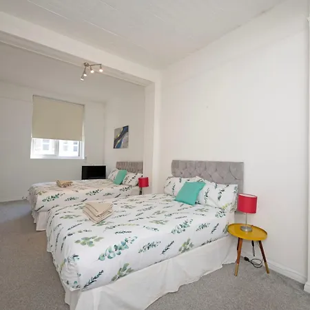 Flat In Clapham Budget Friendly Stay Londra Esterno foto