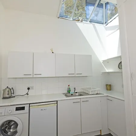 Flat In Clapham Budget Friendly Stay Londra Esterno foto