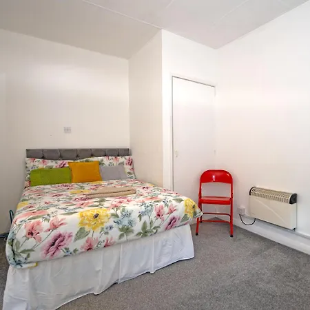 Flat In Clapham Budget Friendly Stay Londra Esterno foto